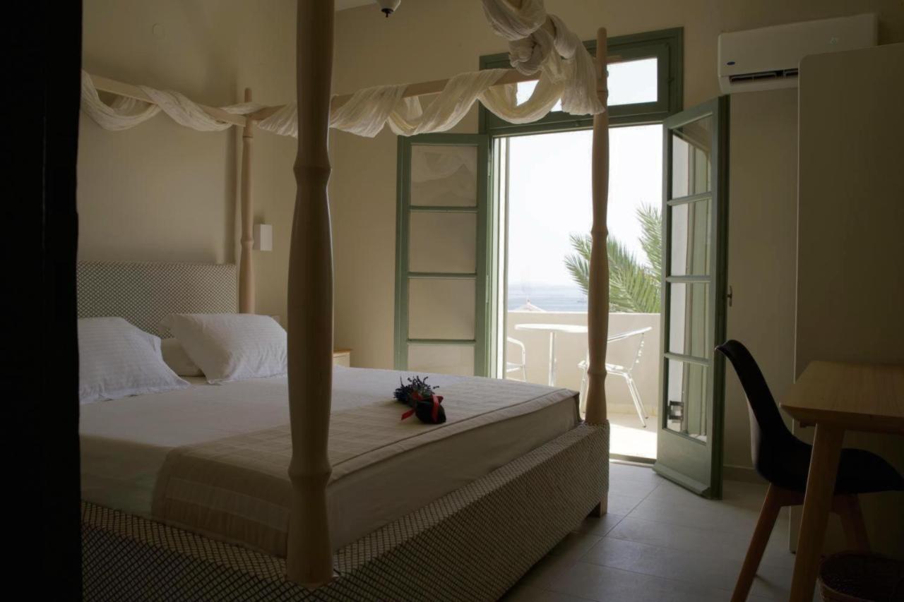 Kores Aegina Agia Marina  Buitenkant foto