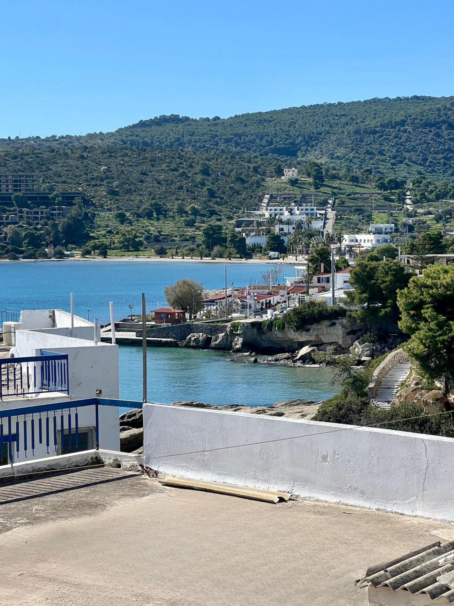 Kores Aegina Agia Marina  Buitenkant foto
