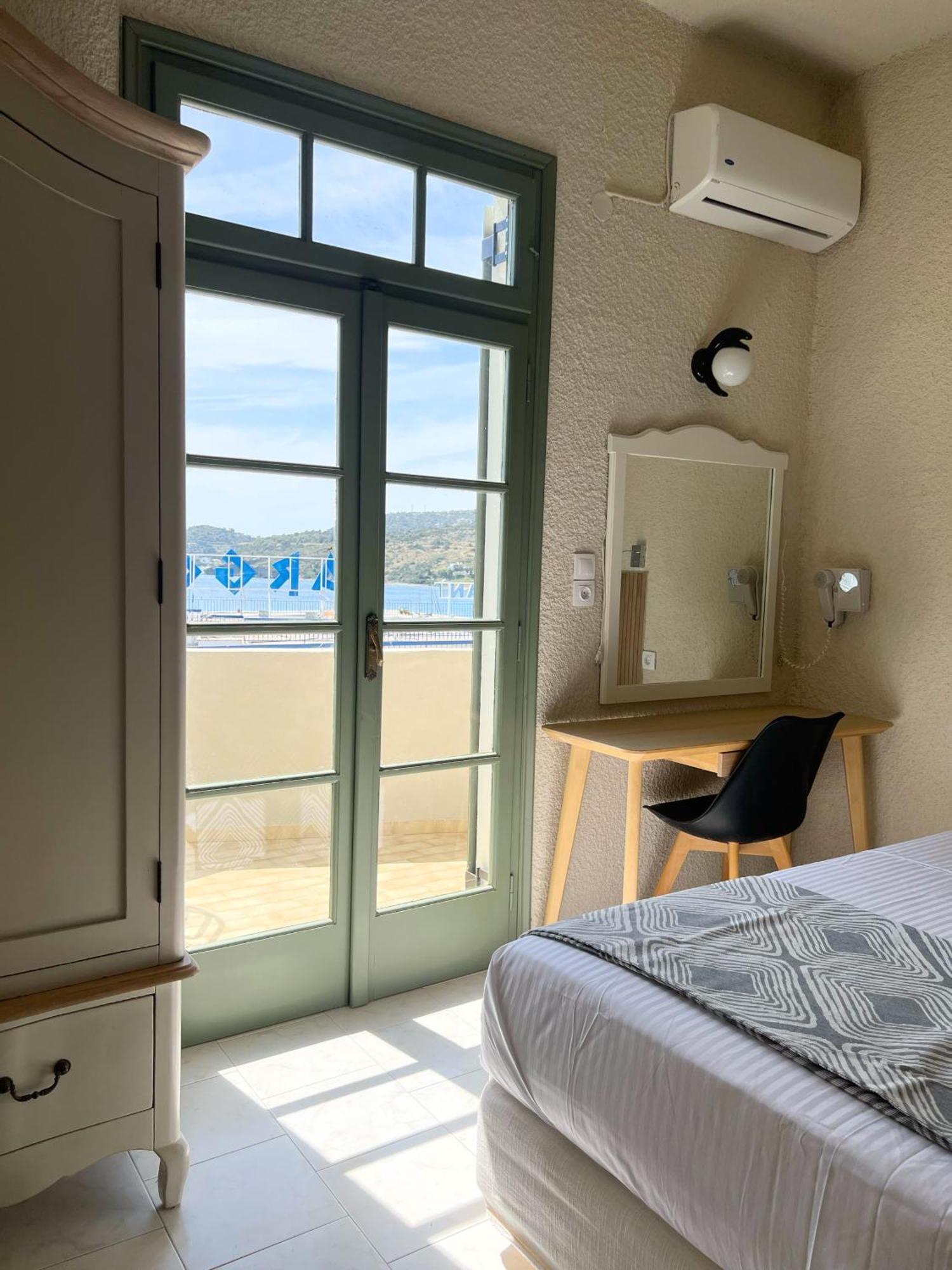 Kores Aegina Agia Marina  Buitenkant foto